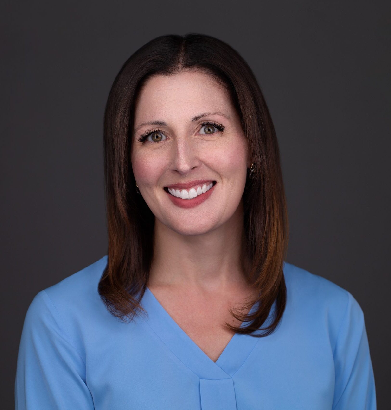 Headshot of Jessica Leary